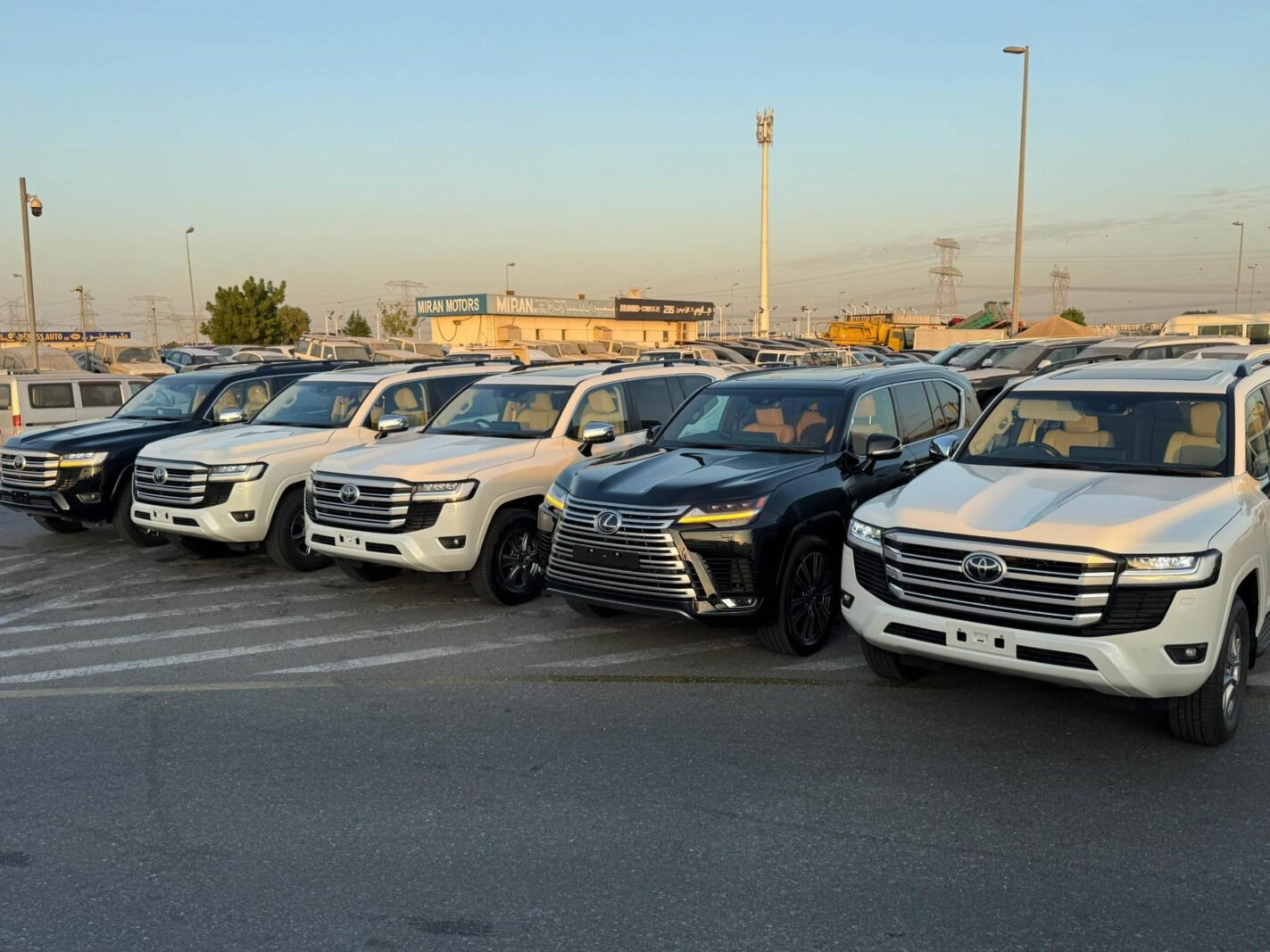 Toyota Land Cruiser LC300 2024 and Lexus LX600: Ready for Export, photo 5 of 5