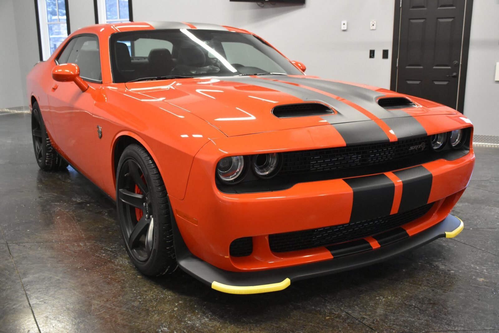 Dodge Challenger, photo 4 of 10