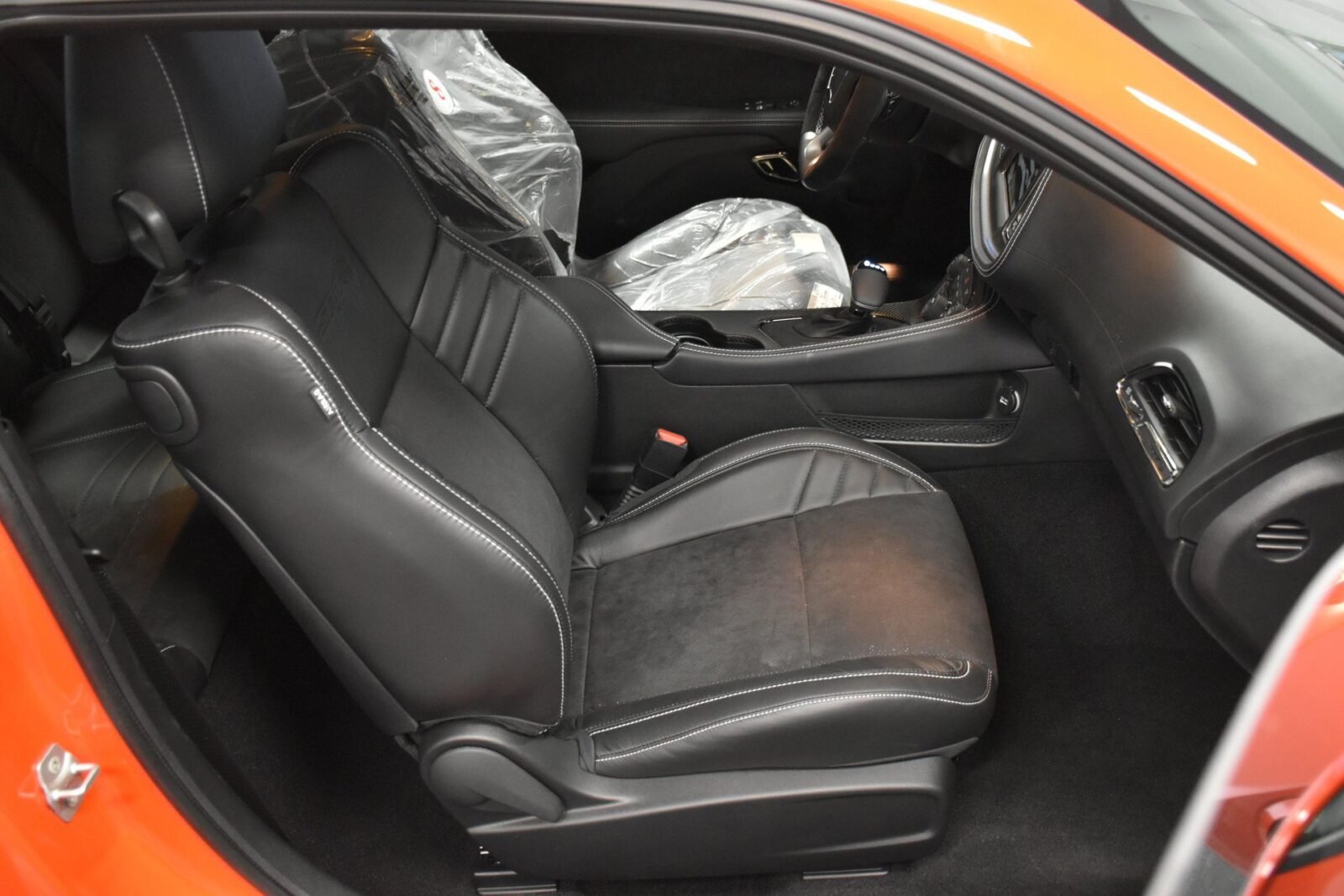 Dodge Challenger, photo 7 of 10
