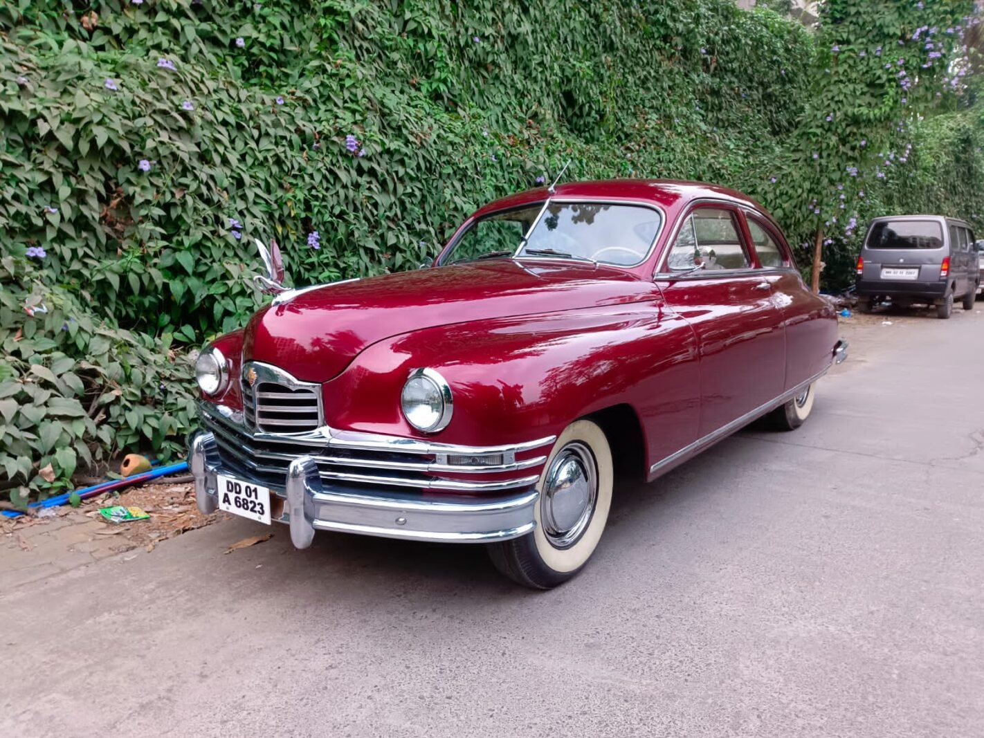 1949 Packard 8 club coupe, photo 14 of 27