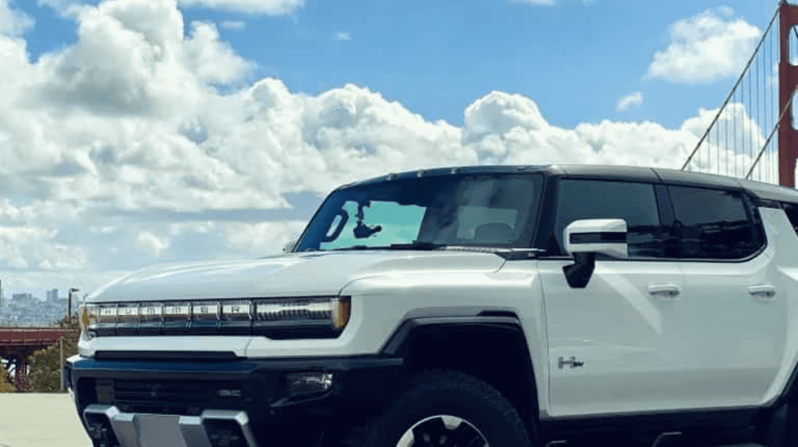 Hummer EV, photo 1 of 19