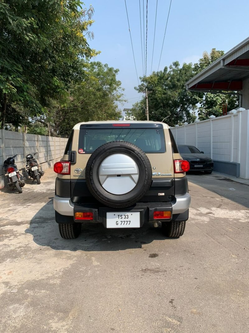 FJ Cruiser, photo 21 of 21