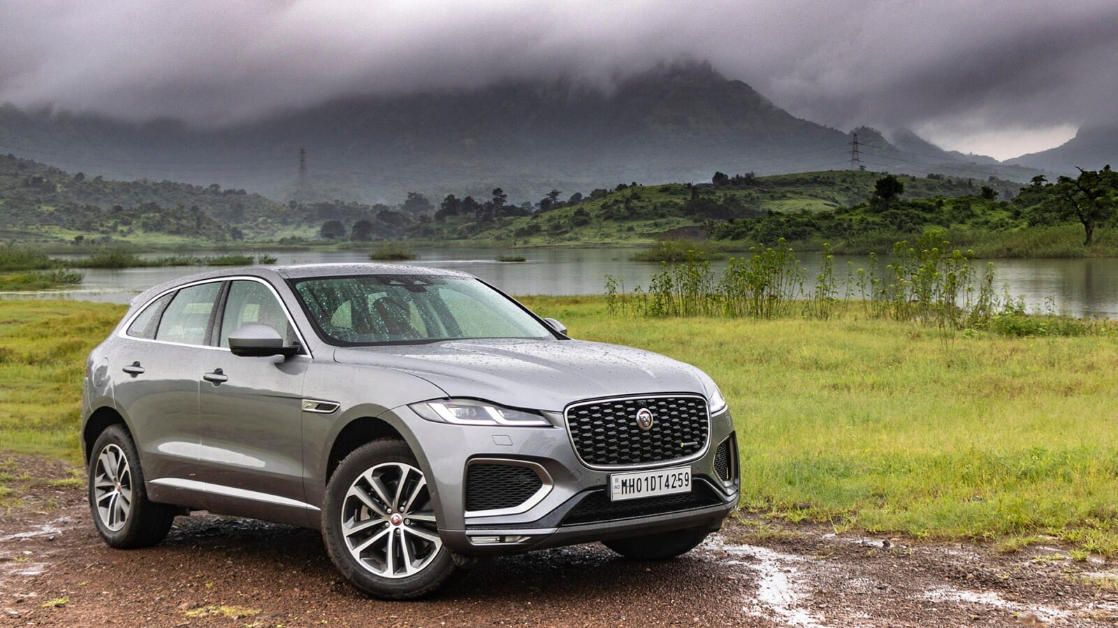 Jaguar F Pace, photo 1 of 16