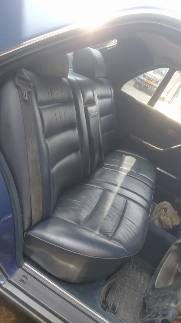 1988 Mercedes-Benz, photo 13 of 15
