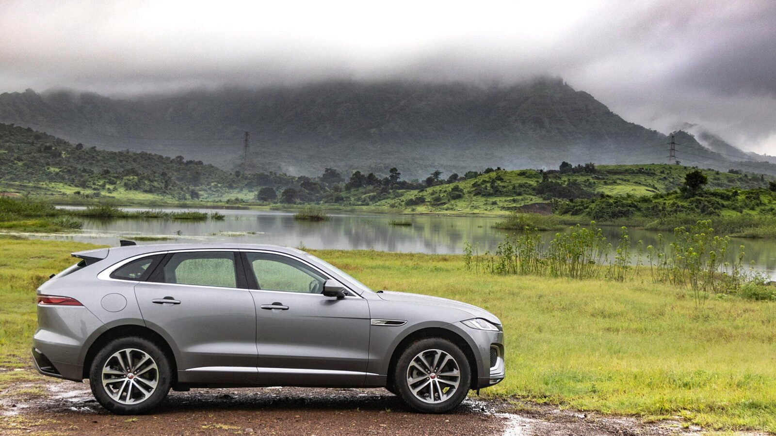 Jaguar F Pace, photo 14 of 16