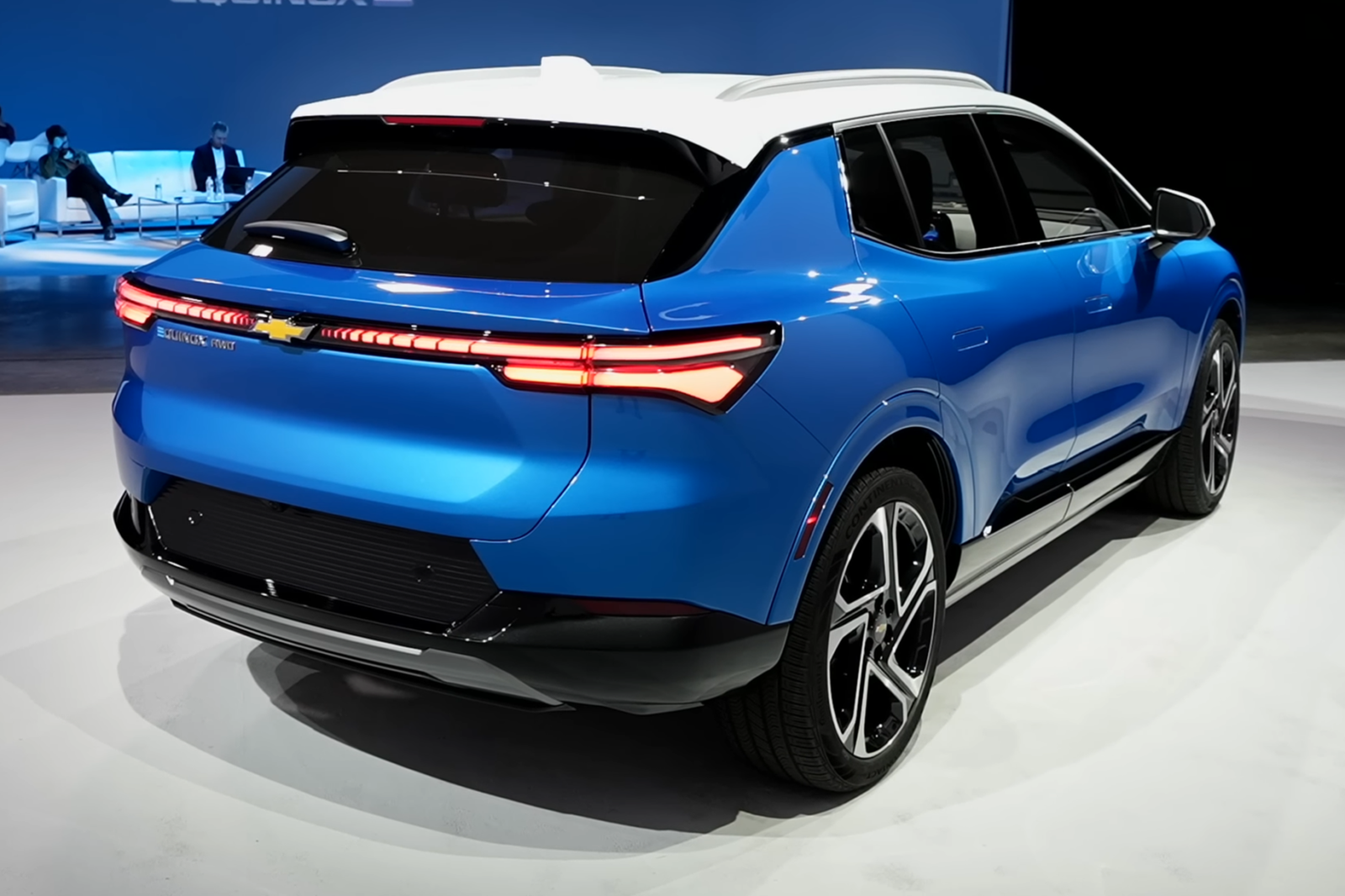 2024 Chevrolet Equinox EV, photo 5 of 7