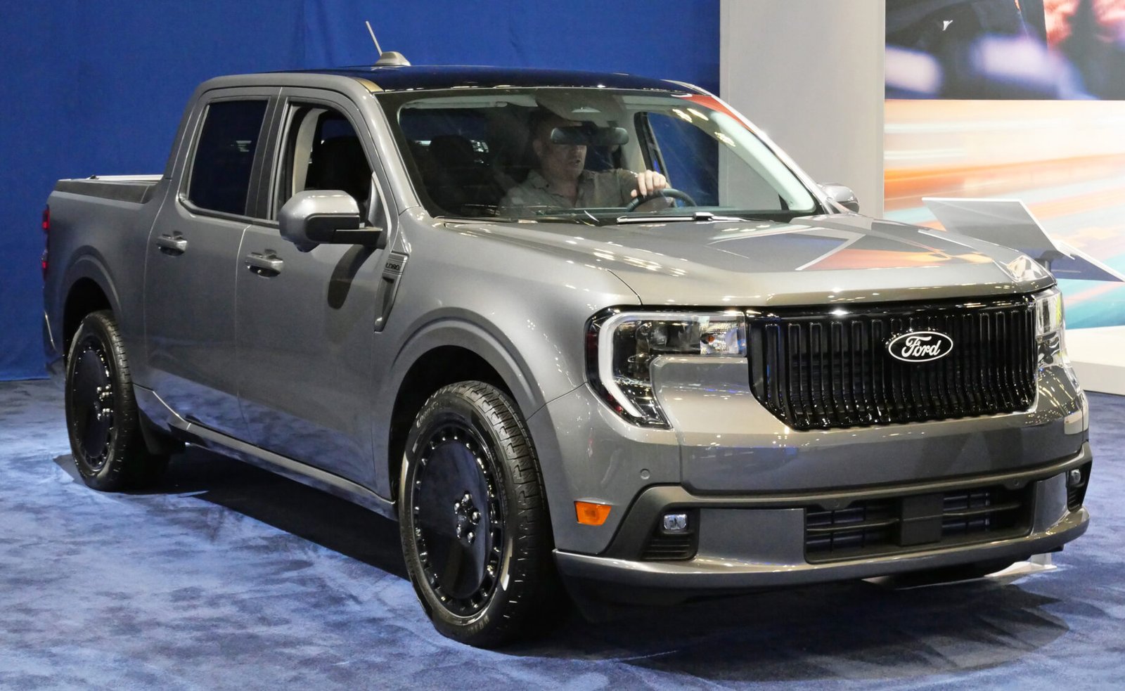 2024 Ford Maverick Lobo, photo 3 of 3