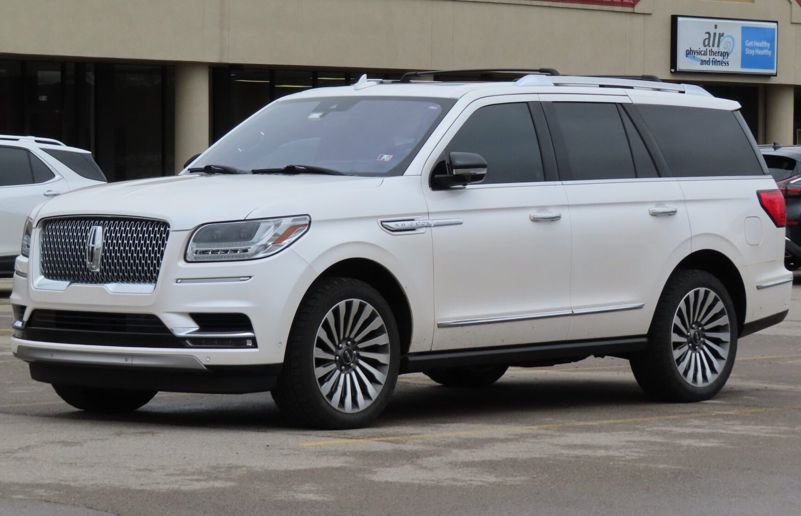 2024 Lincoln Navigator, photo 6 of 6