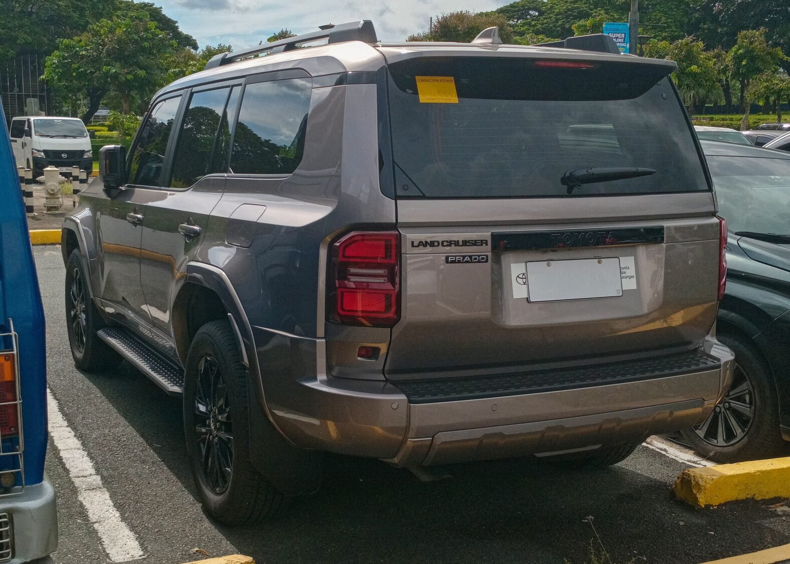 2024 Toyota Land Cruiser 250 / Prado, photo 2 of 6