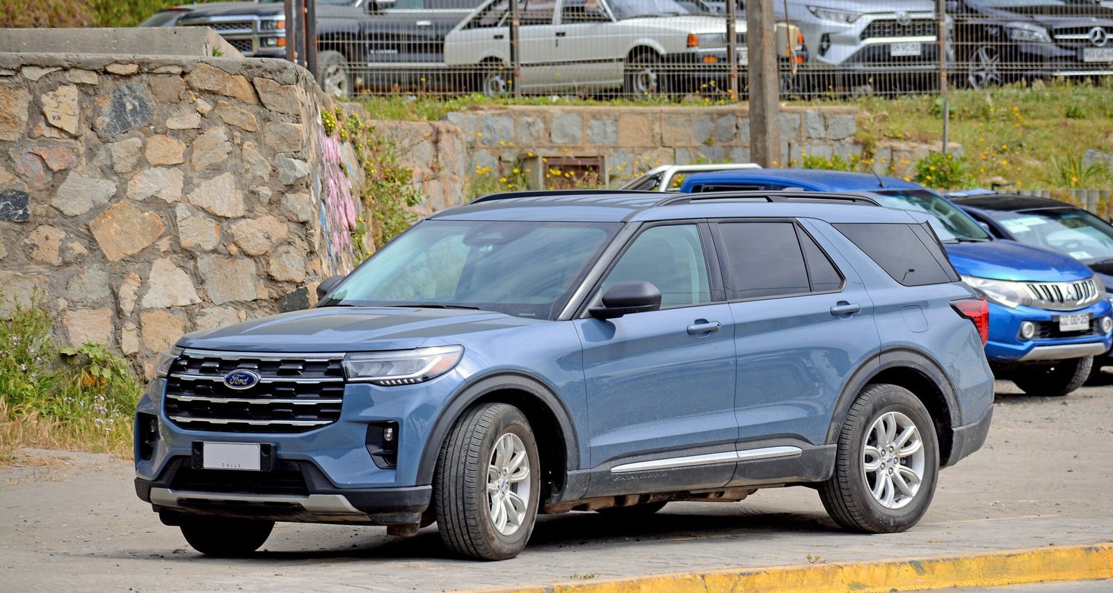 2025 Ford Explorer, photo 7 of 7