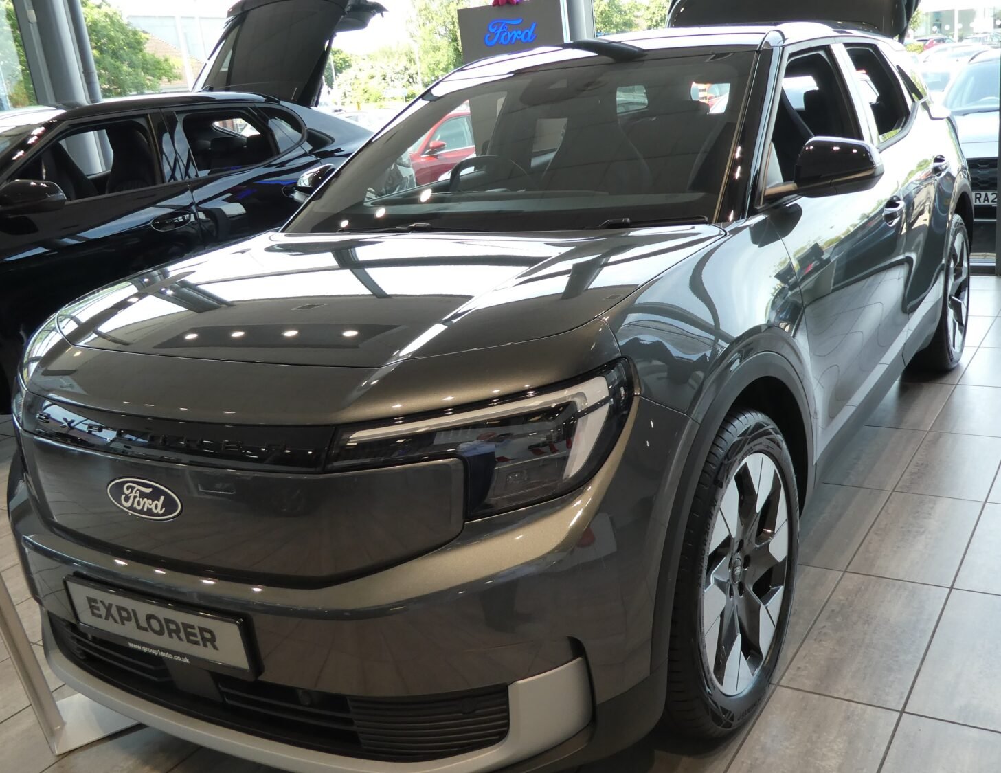 2025 Ford Explorer, photo 6 of 7
