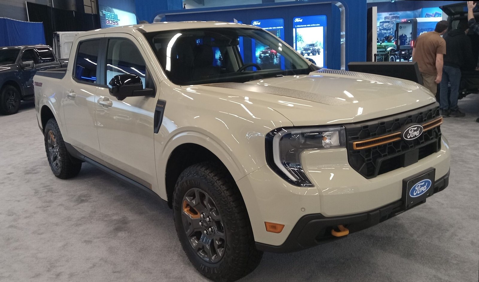 2025 Ford Maverick, photo 5 of 7