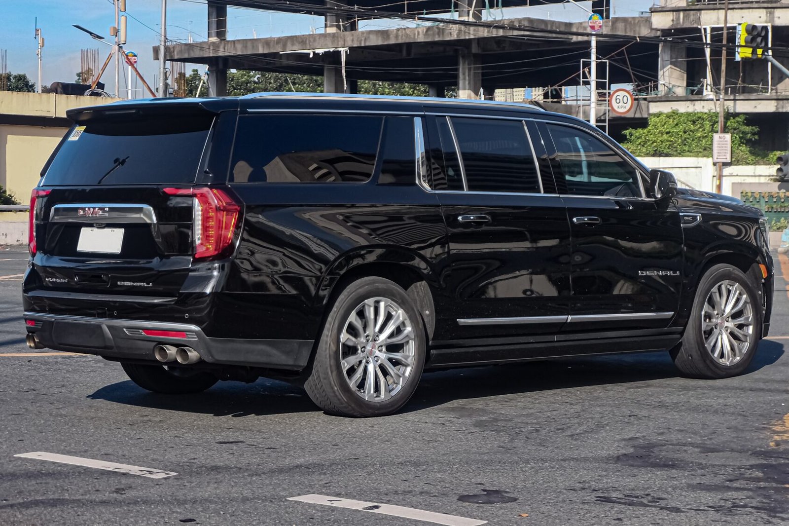 2025 GMC Yukon / Yukon XL, photo 6 of 7