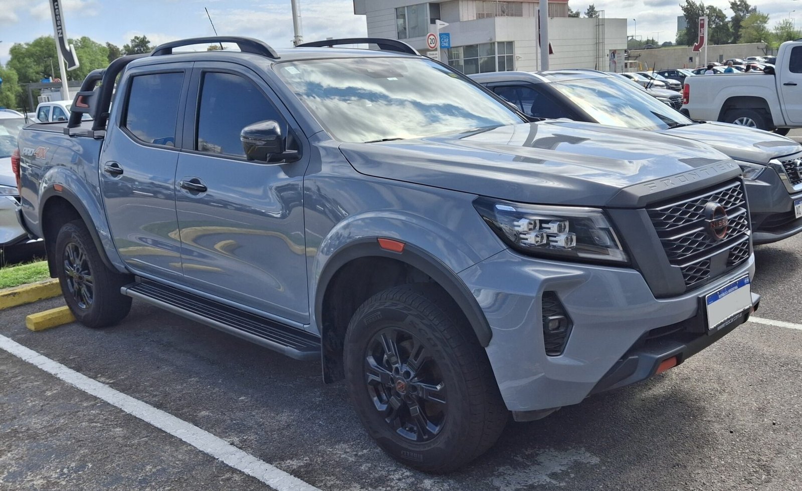 2025 Nissan Frontier Pro, photo 4 of 7
