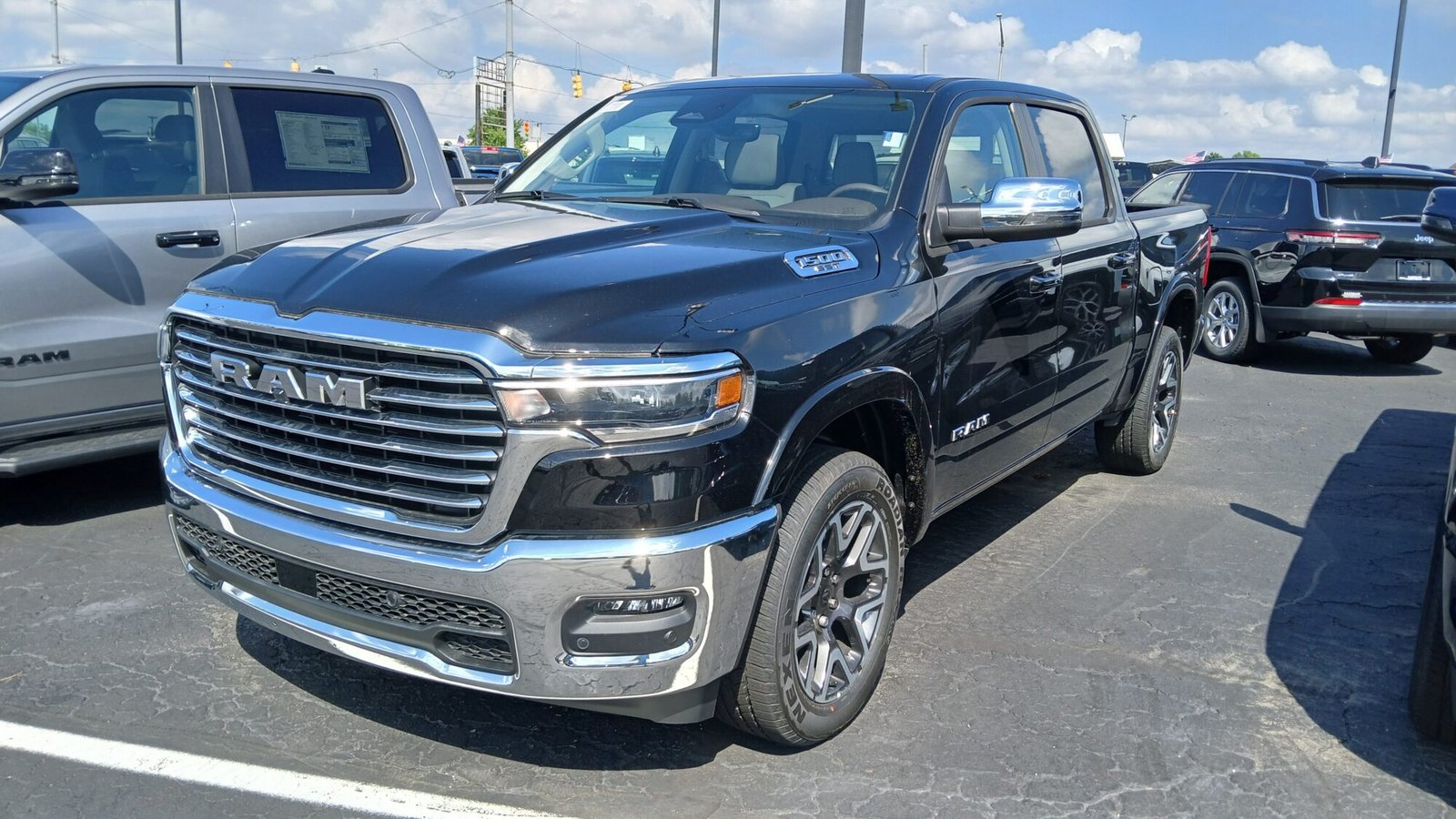 2025 RAM 1500, photo 5 of 7