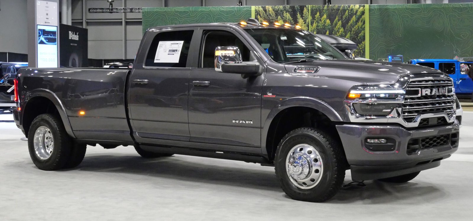 2025 RAM 3500/4500/5500 Chassis Cab, photo 4 of 7