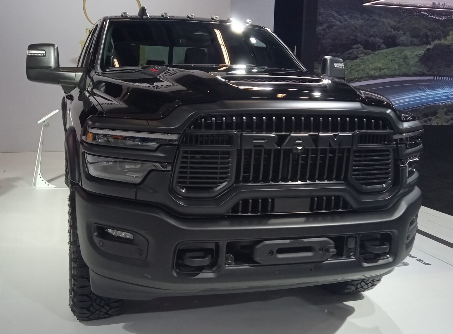 2025 RAM 3500/4500/5500 Chassis Cab, photo 6 of 7