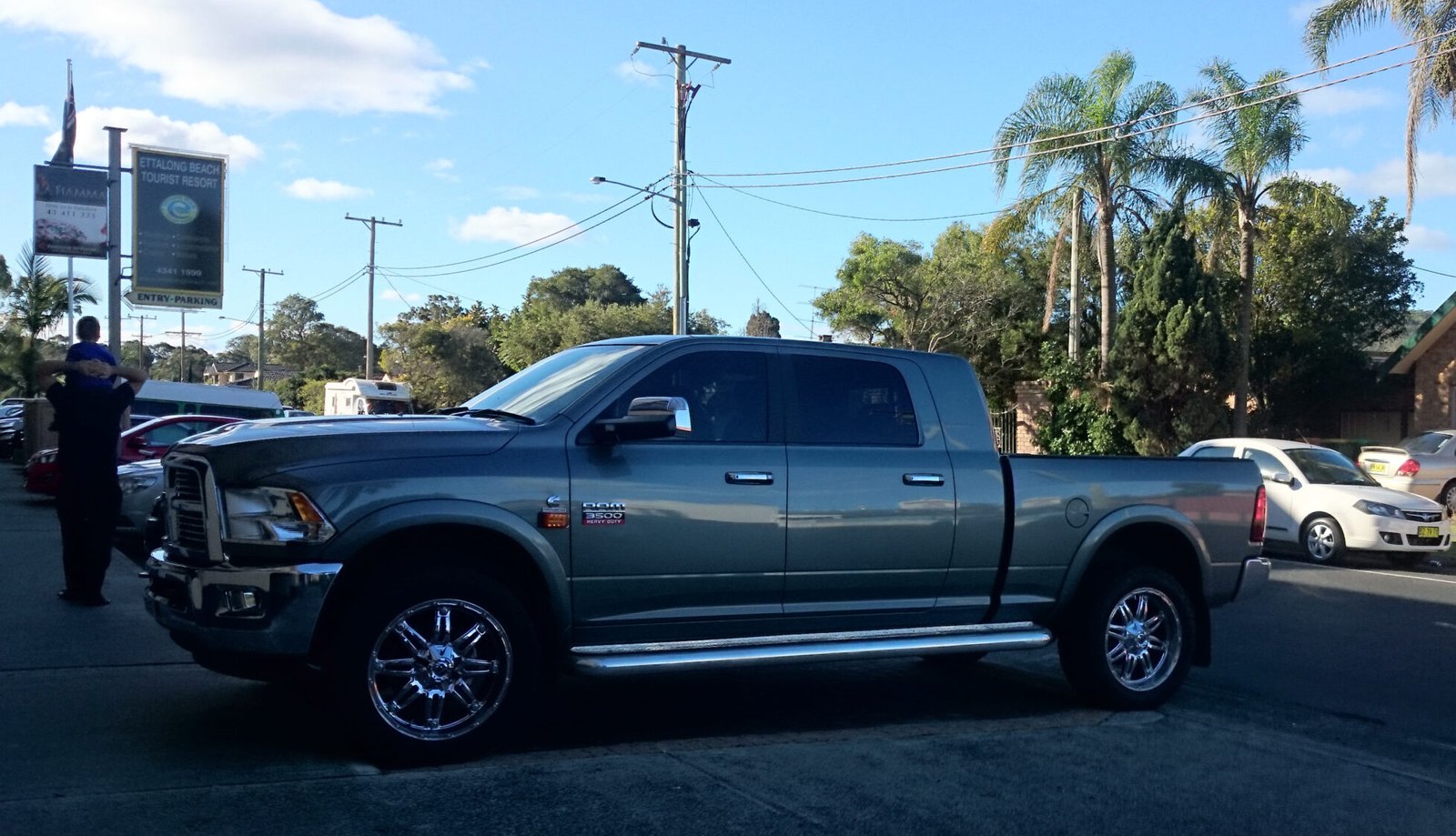 2025 RAM 3500 Heavy Duty, photo 5 of 6