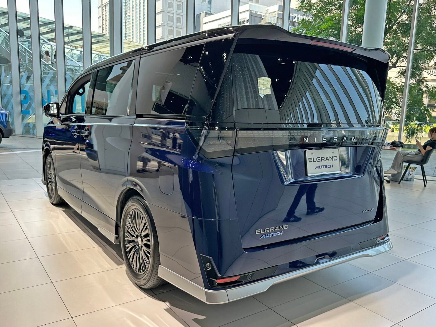 2026 Nissan Elgrand, photo 7 of 7