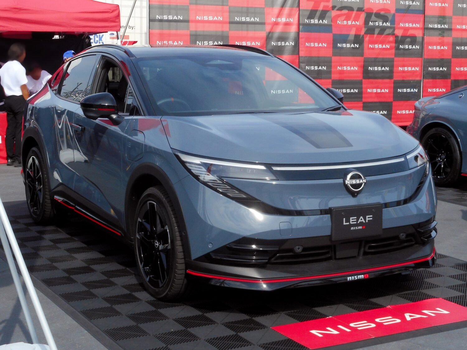 2026 Nissan LEAF NISMO, photo 3 of 6