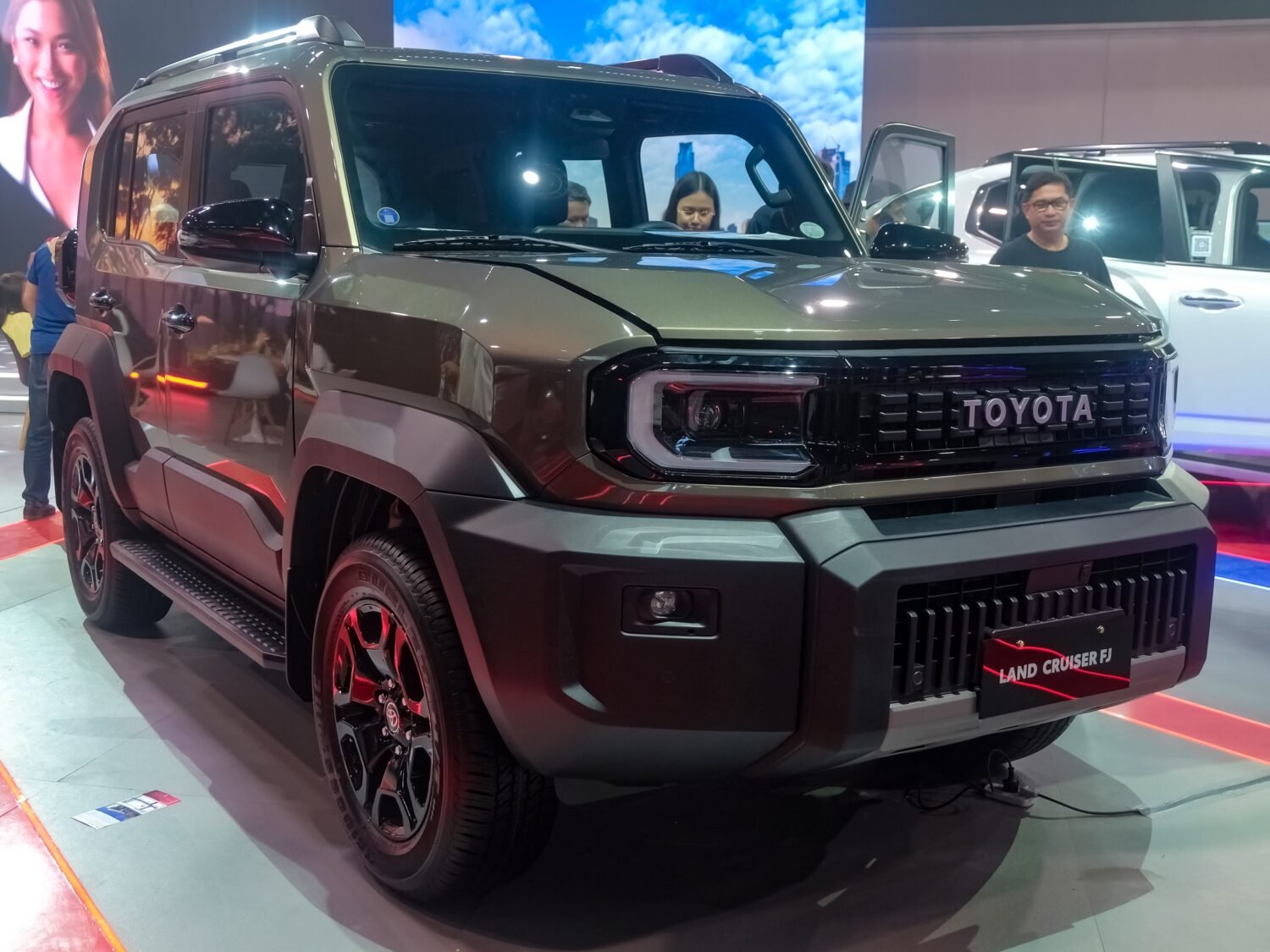 2026 Toyota Land Cruiser FJ, photo 3 of 7
